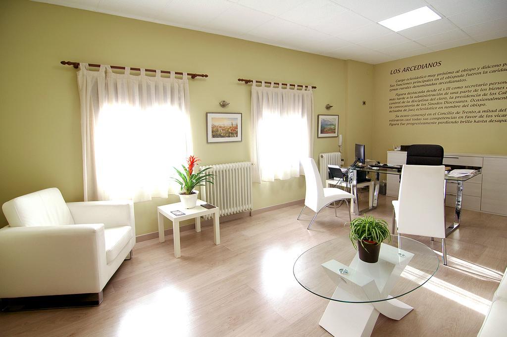 Hostal Palacete De Los Arcedianos Tarazona ภายนอก รูปภาพ