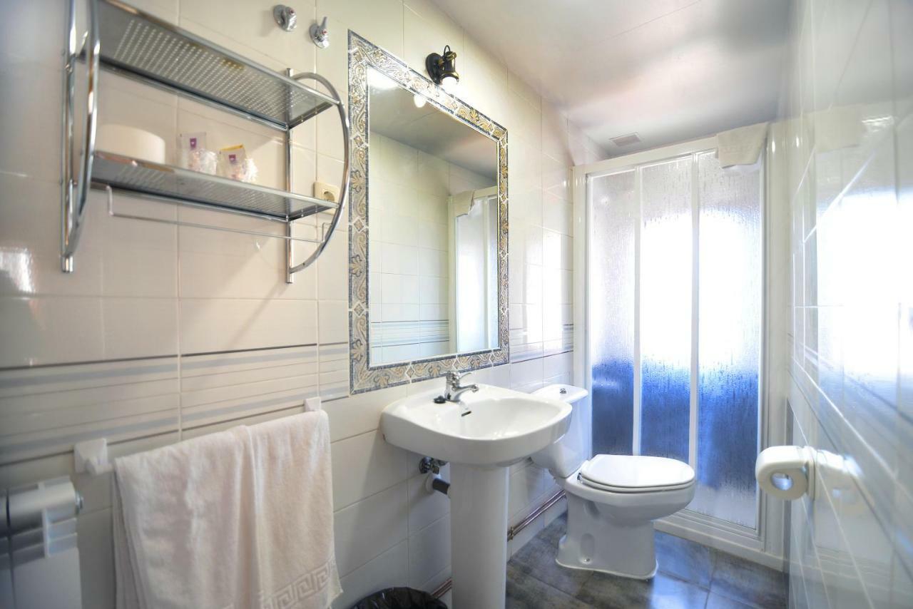 Hostal Palacete De Los Arcedianos Tarazona ภายนอก รูปภาพ
