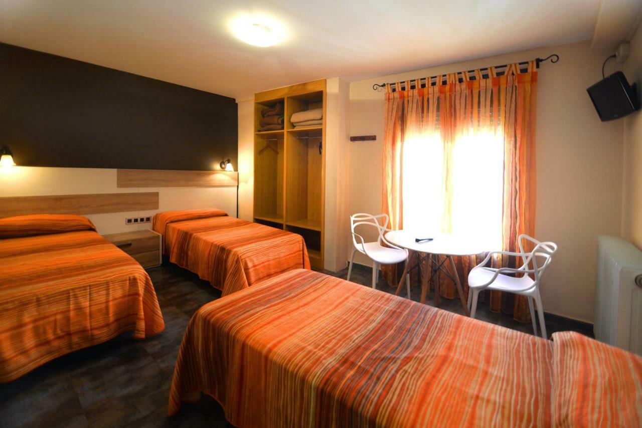 Hostal Palacete De Los Arcedianos Tarazona ภายนอก รูปภาพ