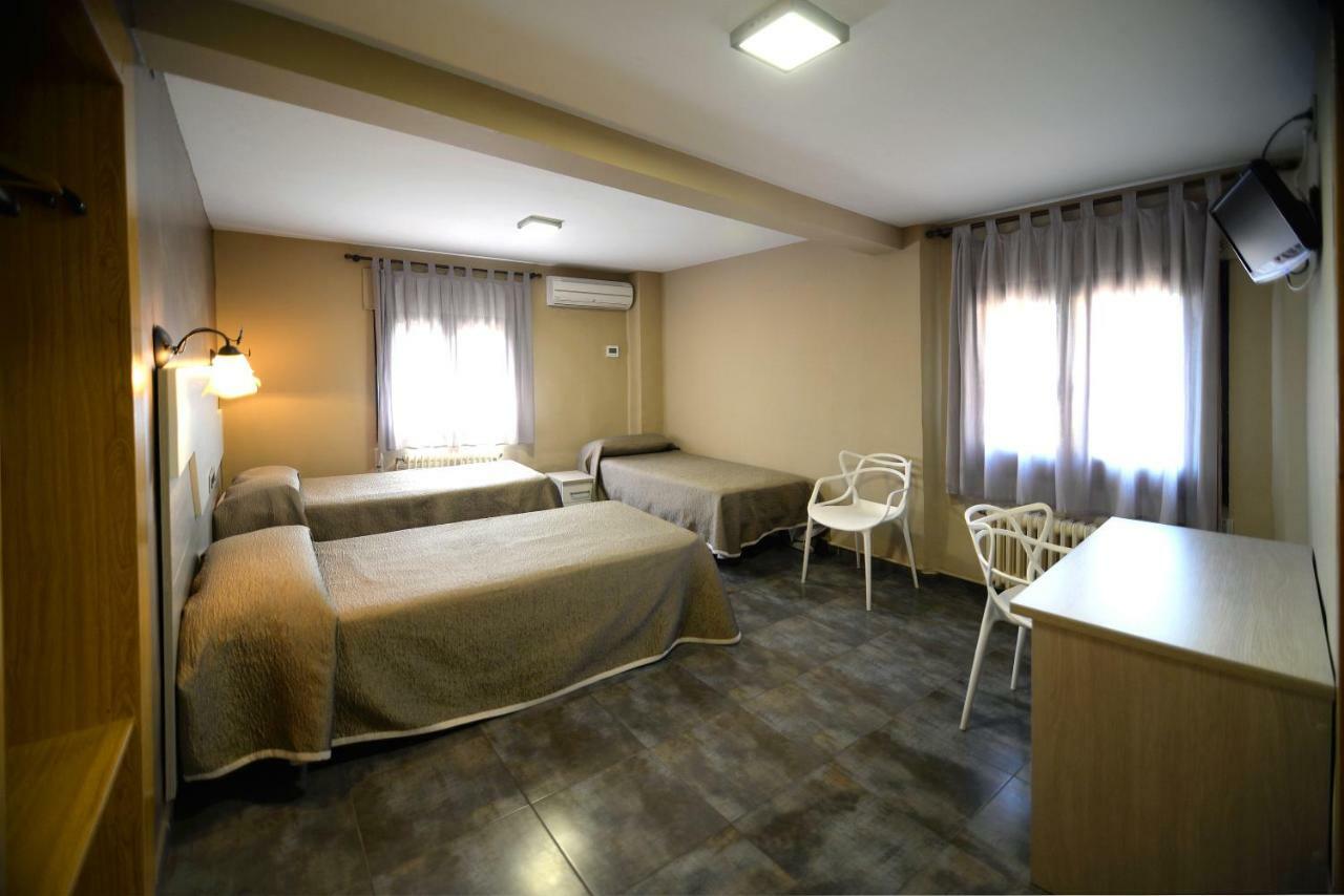 Hostal Palacete De Los Arcedianos Tarazona ภายนอก รูปภาพ