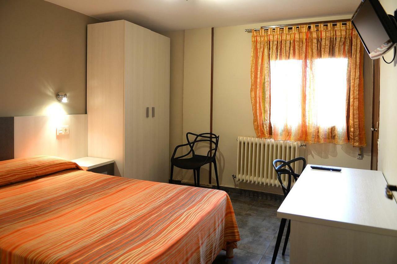 Hostal Palacete De Los Arcedianos Tarazona ภายนอก รูปภาพ