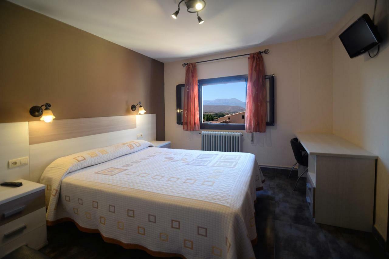 Hostal Palacete De Los Arcedianos Tarazona ภายนอก รูปภาพ