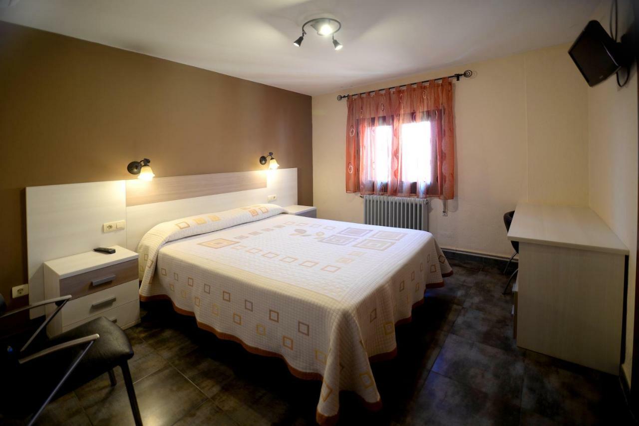 Hostal Palacete De Los Arcedianos Tarazona ภายนอก รูปภาพ
